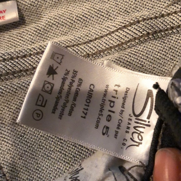 Jeans - Picture 2 of 4